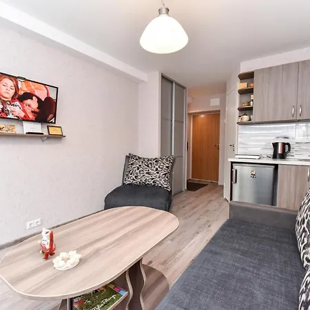 Pluke Apartment *